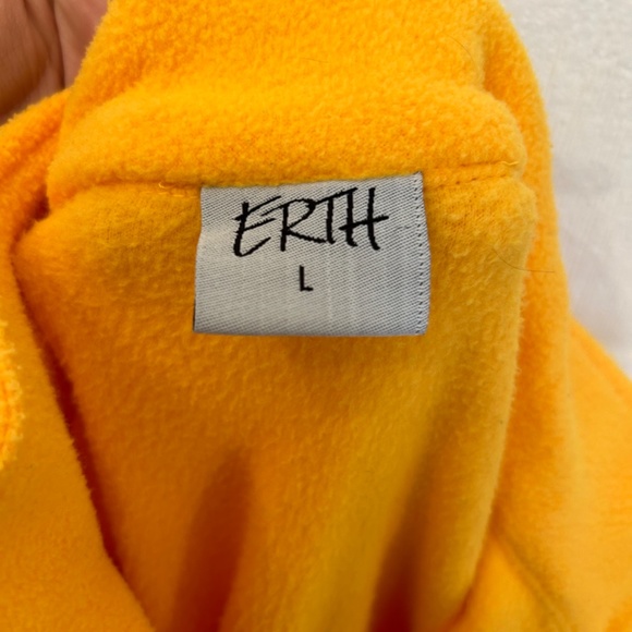 ✨ 2 for $20 ✨ ERTH Fleece Sweater 1/3 zip Size L - Picture 6 of 6